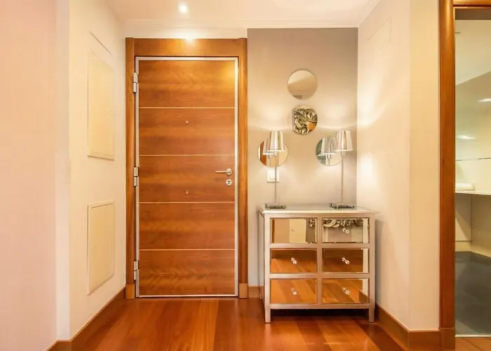 Luxury In Plaza De Espana - Free Parking Daire